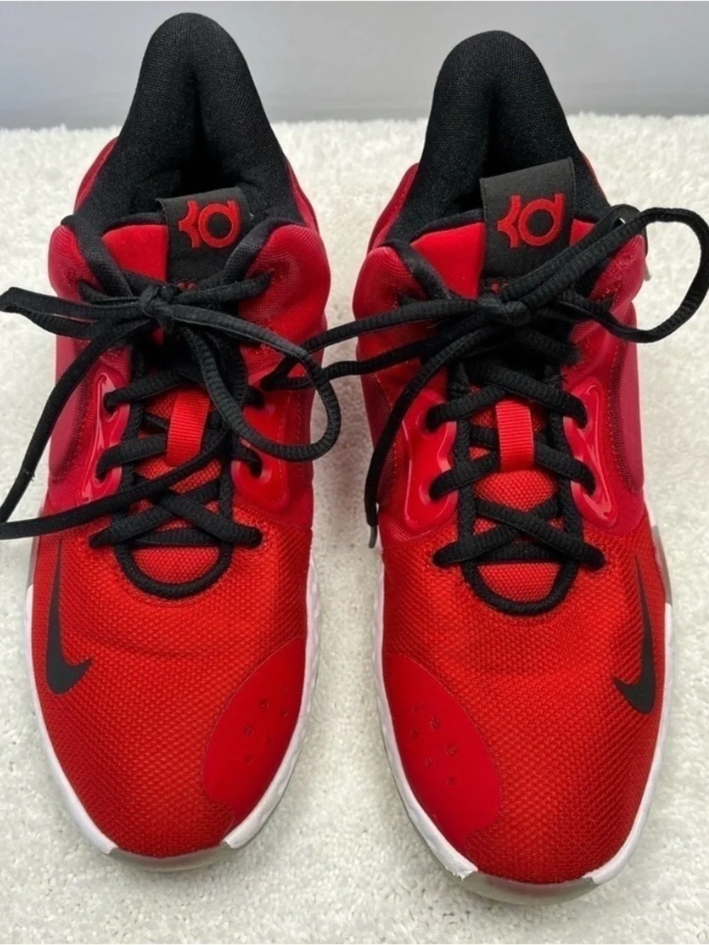 Nike KD Trey 5 VII GS University Red-Size: 5.5Y-Basketball Shoes-Pre-owned